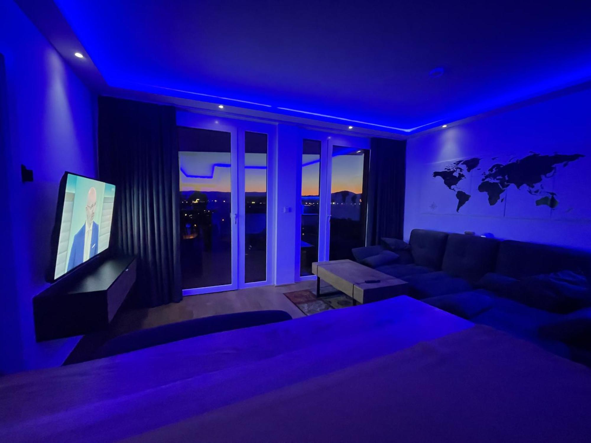 100 Qm Penthouse, Self-Check-In, 2 Parkplaetze Apartamento Graz Exterior foto